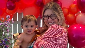 Marília Mendonça divide vídeos da aula de natação do filho - Reprodução/Instagram