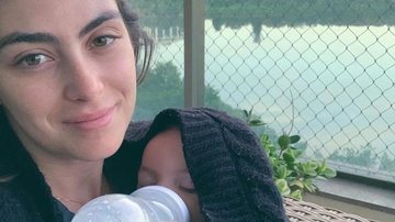 Mariana Uhlmann posa com o caçula e fala sobre a maternidade - Reprodução/Instagram