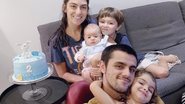 Felipe Simas faz peça de teatro com os filhos e esposa ama - Reprodução/Instagram