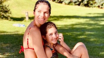 Ingrid Guimarães encanta a web ao posar agarradinha à sua linda filha - Reprodução/Instagram