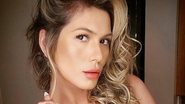Lívia Andrade ousa no clique e fãs não dispensam elogios - Reprodução/Instagram