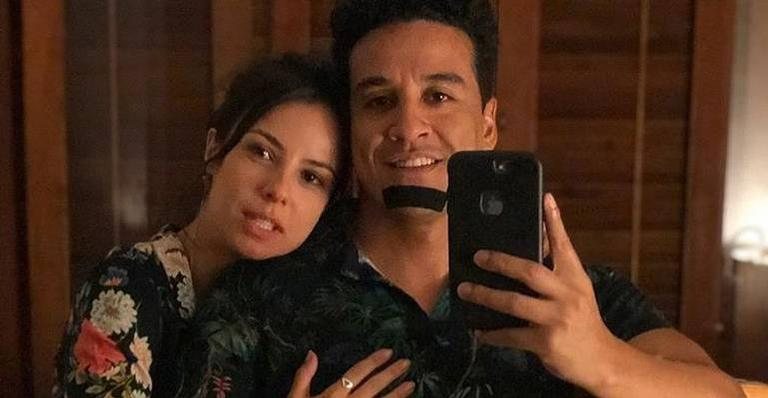 Andréia Horta posa com o marido e faz declaração - Reprodução/Instagram
