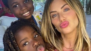 Giovanna Ewbank posta cliques fofíssimos de Titi e Bless - Reprodução/Instagram