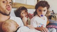 Felipe Simas reflete sobre amor de irmão com foto dos filhos - Reprodução/Instagram