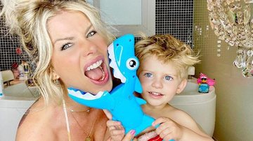 Karina Bacchi curte dia com o filho e encanta web - Reprodução/Instagram