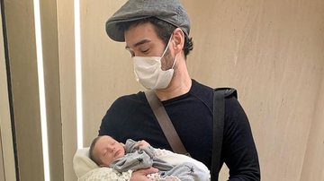 Marcos Veras comemora o primeiro mês do filho, Davi - Reprodução/Instagram