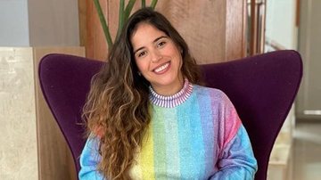 Camilla Camargo posa acariciando barriguinha em evidência - Reprodução/Instagram