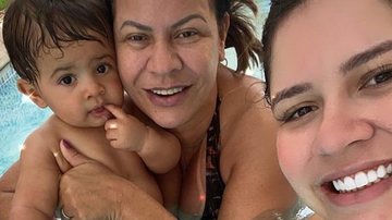 Marilia Mendonça posa com o filho e a mãe e se declara: ''Privilegiada por poder viver esse amor'' - Instagram