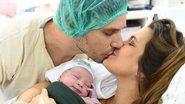 Kamilla Salgado emociona com vídeo do nascimento do filho - Reprodução/Instagram