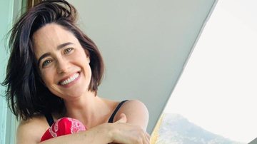 Fernanda Vasconcellos esbanja fofura ao resgatar um lindo registro de sua infância - Reprodução/Instagram