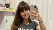 Klara Castanho aposta em look xadrez bafônico e fãs elogiam - Reprodução/Instagram