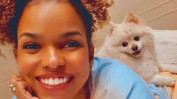 Jeniffer Nascimento faz clique fofo ao lado de seu cachorro - Reprodução/Instagram