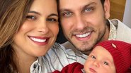 Kamilla Salgado se derrete ao posar coladinha em família - Reprodução/Instagram