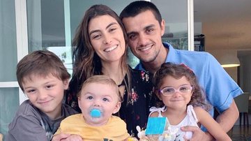 Felipe Simas e Mariana Uhlmann batizam o filho, Vicente - Reprodução/Instagram