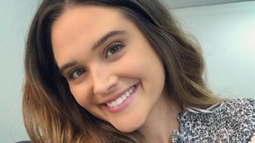 Juliana Paiva surge sorridente na web e recebe elogios de fãs - Reprodução/Instagram