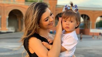 Amanda Françozo visita Aparecida ao lado da filha, Vitória - Reprodução/Instagram