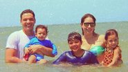 Thyane Dantas posa com a família durante passeio de barco - Reprodução/Instagram