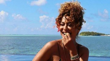 Juliana Paes arranca elogios dos fãs ao posar nas Maldivas - Reprodução/Instagram