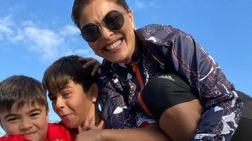 Juliana Paes volta de viagem e se encontra com os filhos - Reprodução/Instagram