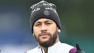 Neymar Jr. posa estiloso e agita a web: ''O golpe tá aí'' - Reprodução/Instagram