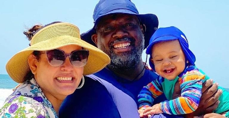 Péricles publica clique deslumbrante com a família na praia - Reprodução/Instagram