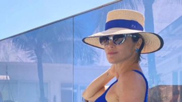 Aos 46 anos, Flávia Alessandra eleva a temperatura e empina o bumbum em clique de biquíni - Reprodução/Instagram