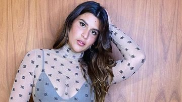 Filha de Flávia Alessandra empina o bumbum com micro shorts - Reprodução/Instagram