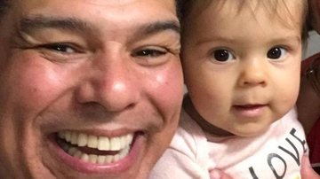 Mauricio Mattar encanta ao surgir em momento fofo com a filha, Ilha - Reprodução/Instagram