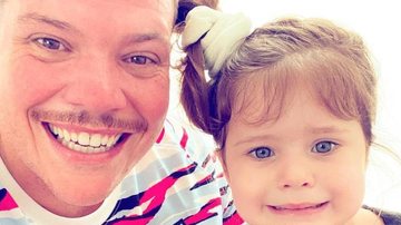 Ferrugem mostrou um lindo momento de carinho entre ele e a sua filha do meio, Sofia - Reprodução/Instagram