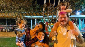 Esposa de Ferrugem publica cliques natalinos em família - Reprodução/Instagram