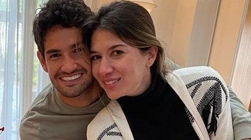 Em clima de Natal, Pato posa com Rebeca Abravanel e encanta - Reprodução/Instagram