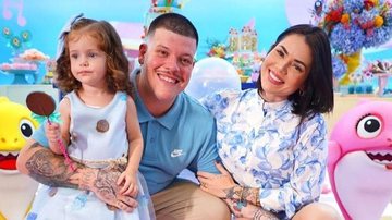 Ferrugem posta cliques com a família na festinha da caçula - Instagram/ Thiago Mendes
