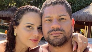 Viviane Araujo posta clique antigo com o namorado na praia - Reprodução/Instagram