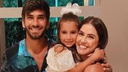 Hugo Moura posa com a família em passeio de caiaque - Reprodução/Instagram