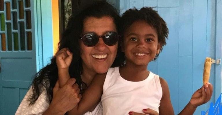 Regina Casé registra momento fã do filho com Caetano Veloso - Foto/Instagram