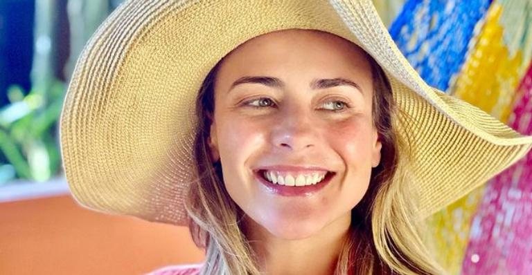 Juliana Silveira ostenta corpão em clique de biquíni na praia - Reprodução/Instagram