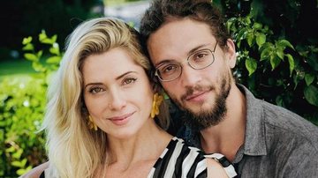 Após compartilhar declaração de amor, Letícia Spiller posa para belíssimos cliques com o marido - Cris Coutinho Fotografia