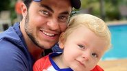 Thammy Miranda posa com o filho, Bento, e se declara - Reprodução/Instagram