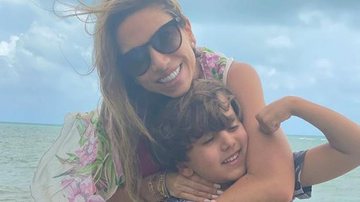 Patricia Abravanel exibe seu lado mãezona ao surfar com o filho mais velho, Pedro - Reprodução/Instagram