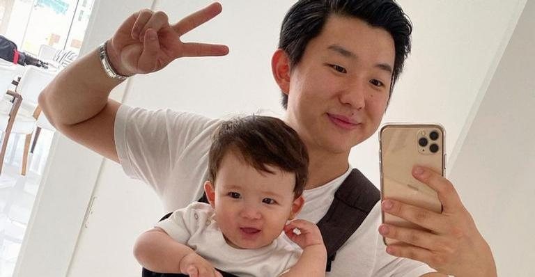 Pyong Lee explode o fofurômetro ao publicar clique do filho - Reprodução/Instagram