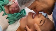 Gabi Brandt divide clique com o filho recém-nascido, Henri - Reprodução/Instagram