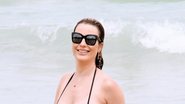 Fernanda Keulla exibe corpão ao ser flagrada em praia - Daniel Delmiro / AgNews