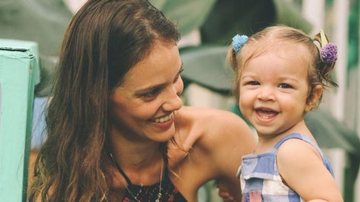 Laura Neiva mostra fotos do primeiro aniversário da fillha - Reprodução/Instagram