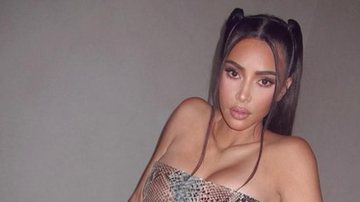 Kim Kardashian exibe boa forma ao posar para lindo registro de biquíni - Reprodução/Instagram