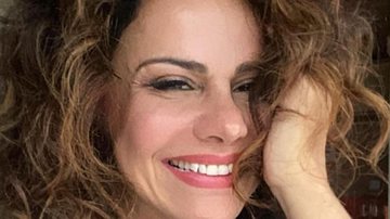 Viviane Araújo ostenta corpão sarado com biquíni fininho - Reprodução/Instagram