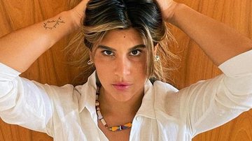 Giulia Costa puxa calcinha fio dental até o limite - Reprodução/Instagram