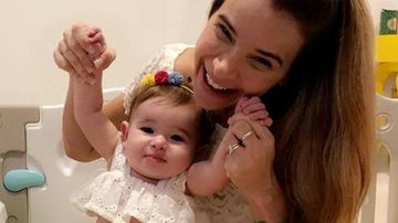 Dany Bananinha corta franjinha da filha em casa e fãs se derretem - Reprodução/Instagram