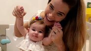 Dany Bananinha corta franjinha da filha em casa e fãs se derretem - Reprodução/Instagram
