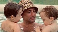 Paulo Gustavo posa com os dois filhos: ''Tanto amor'' - Reprodução/Instagram