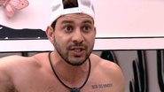 Caio pede perdão para Gilberto - Reprodução/TV Globo